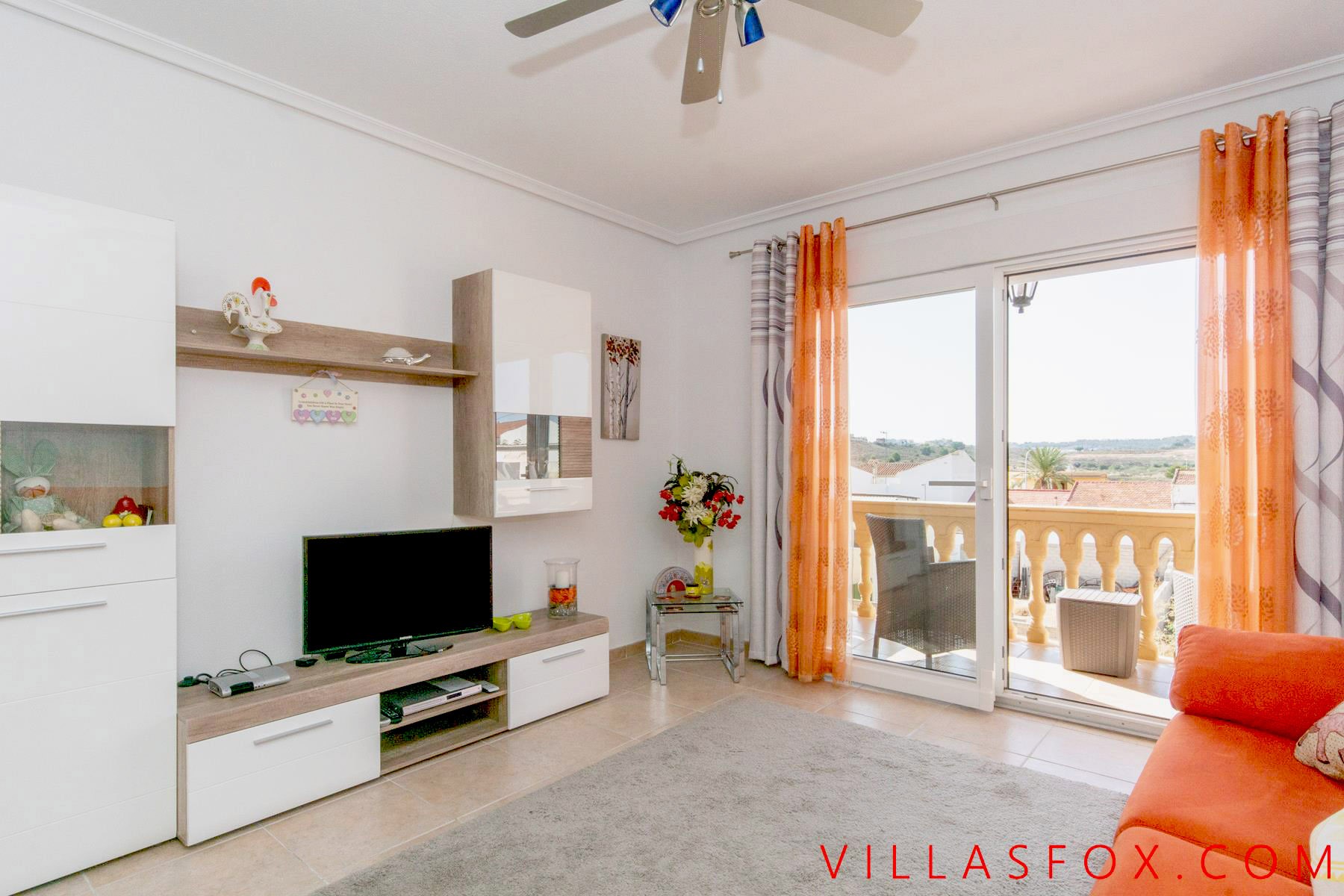 1 San Miguel de Salinas Apartment in Town centre by Villas Fox best estate agents 