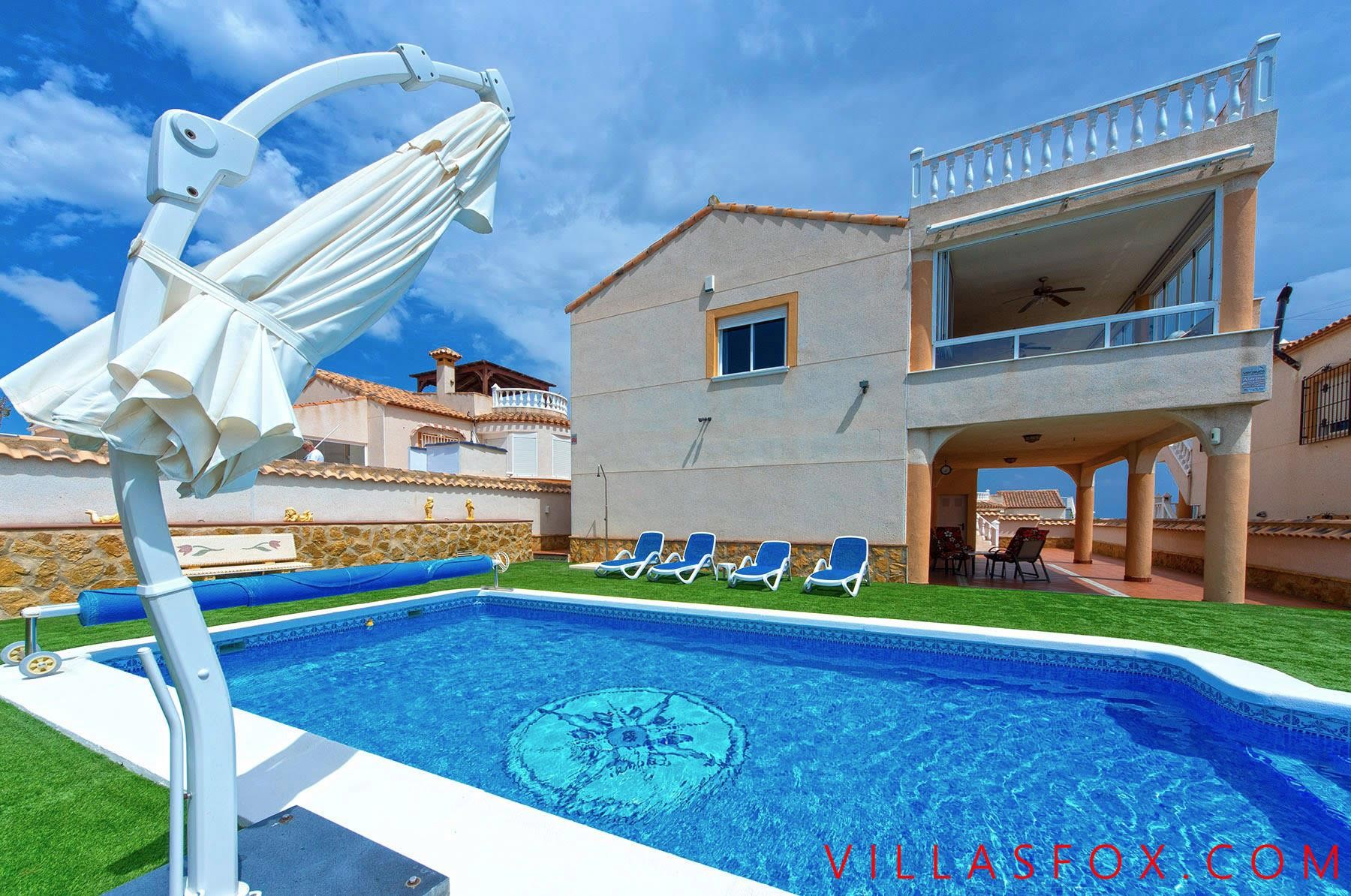 Lakeview Mansions Villa de 4 chambres avec vue imprenable, piscine privée, garage