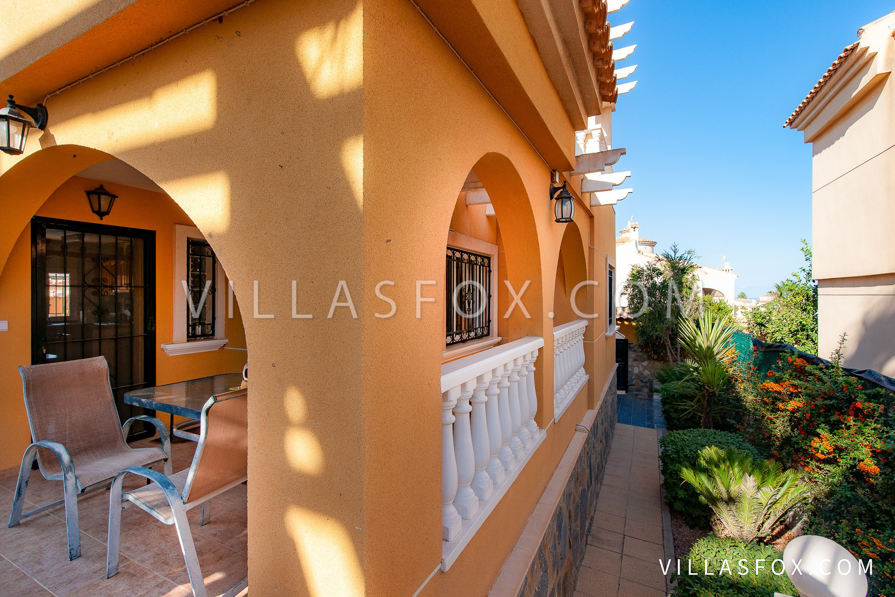 El Galan Luxusvilla mit Pool zu verkaufen ab Villas Fox-08