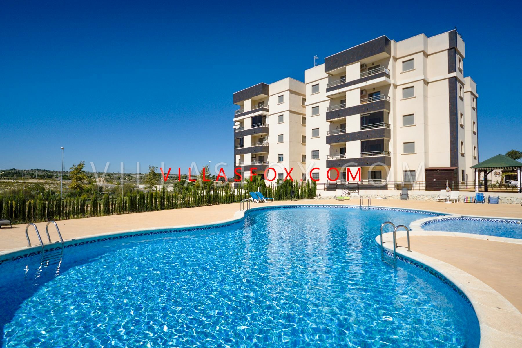28783, RESERVED! - Residencial Angelina, San Miguel de Salinas, west-facing, first-floor apartment with garage