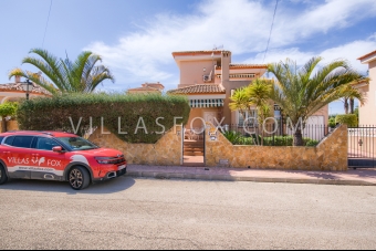 Torrestrella-Villa zu verkaufen Las Comunicaciones San Miguel de Salinas Villas Fox-37