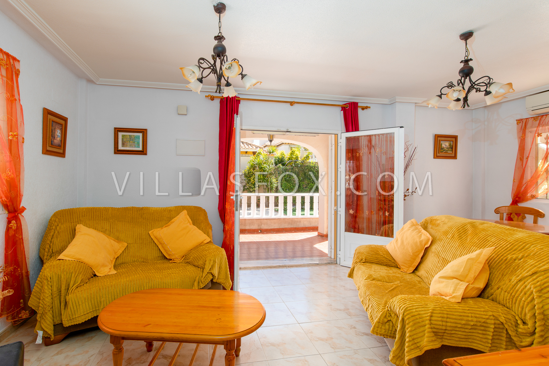 Pinada Golf Villamartin luxury detached villa for sale with garage-25
