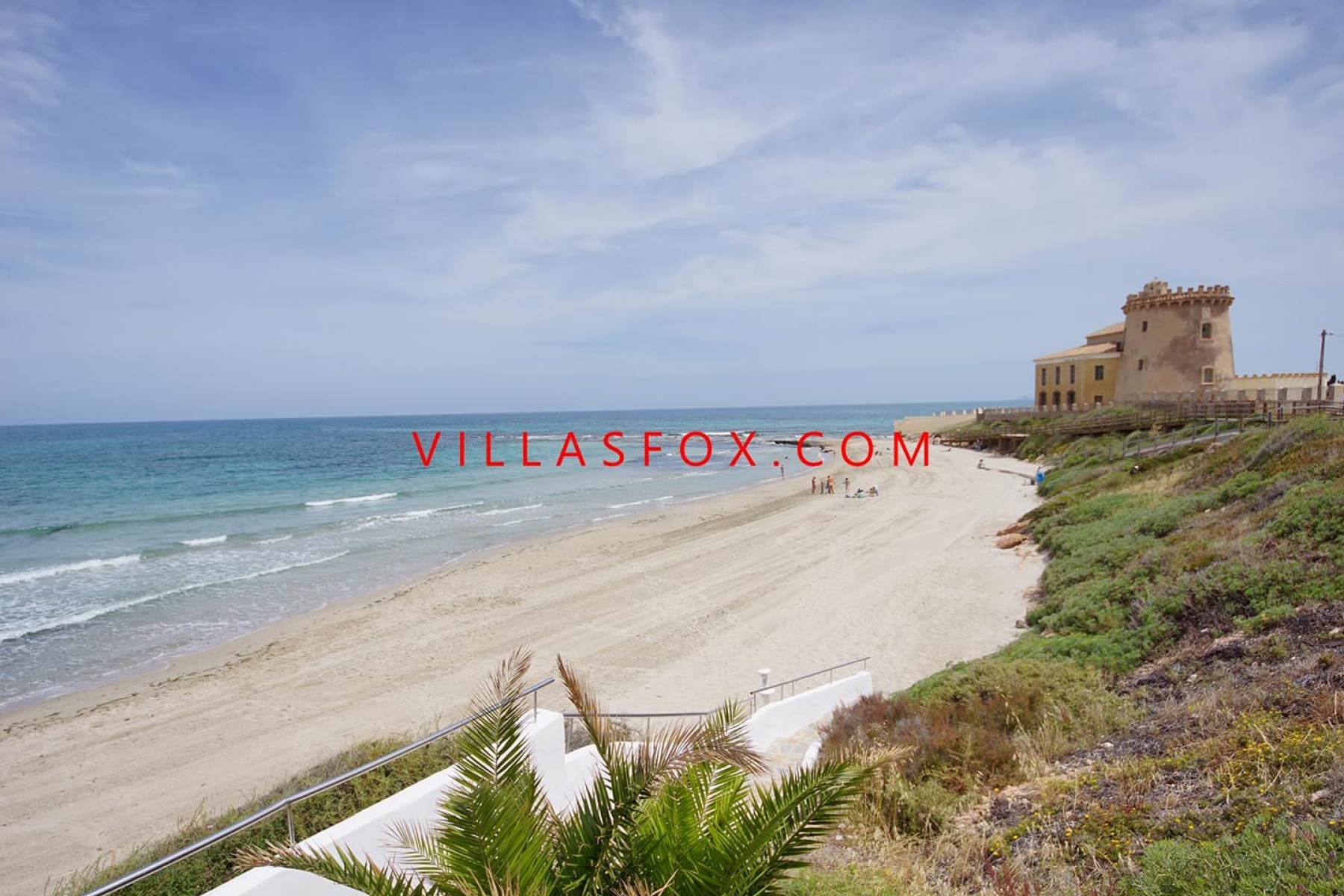 Torre_de_la_Horadada_tower_and_beach_by_Villas_Fox