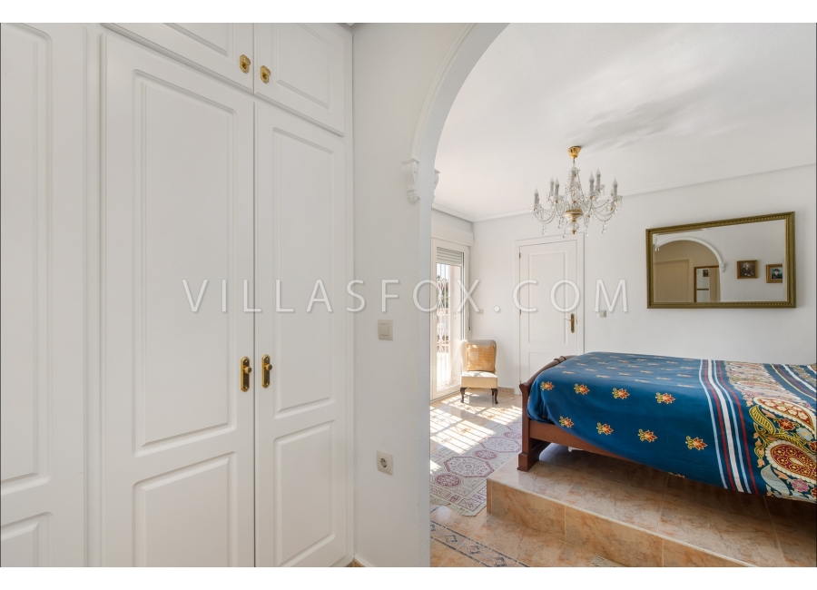 Villasmaria villa til salgs, San Miguel de Salinas, Las Comunicaciones-07