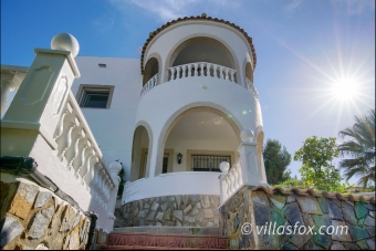 Las Comunicaciones luksusvilla til salgs med basseng fra Villas Fox-85