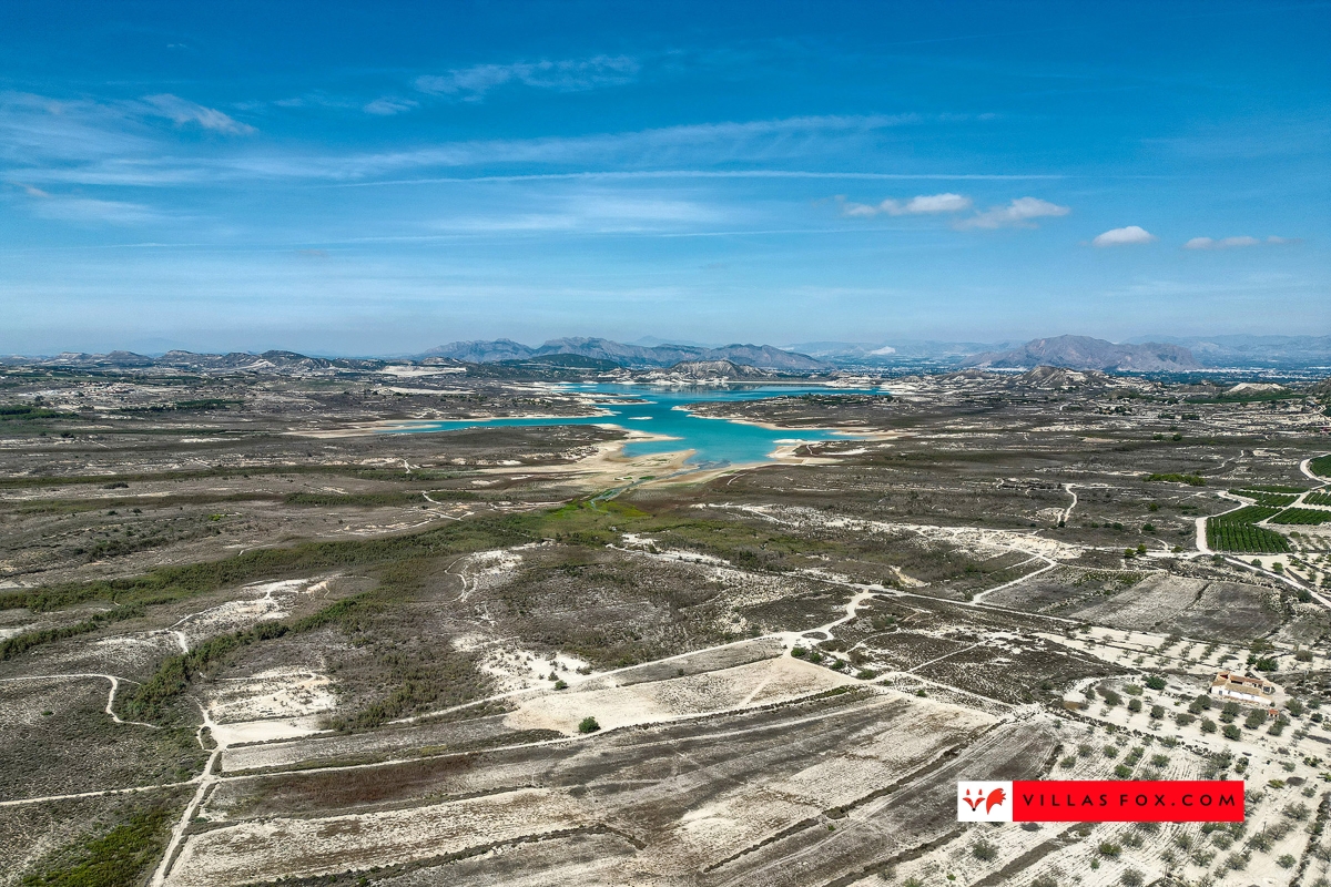 DJI_0187-HDR(3) 1800x1200