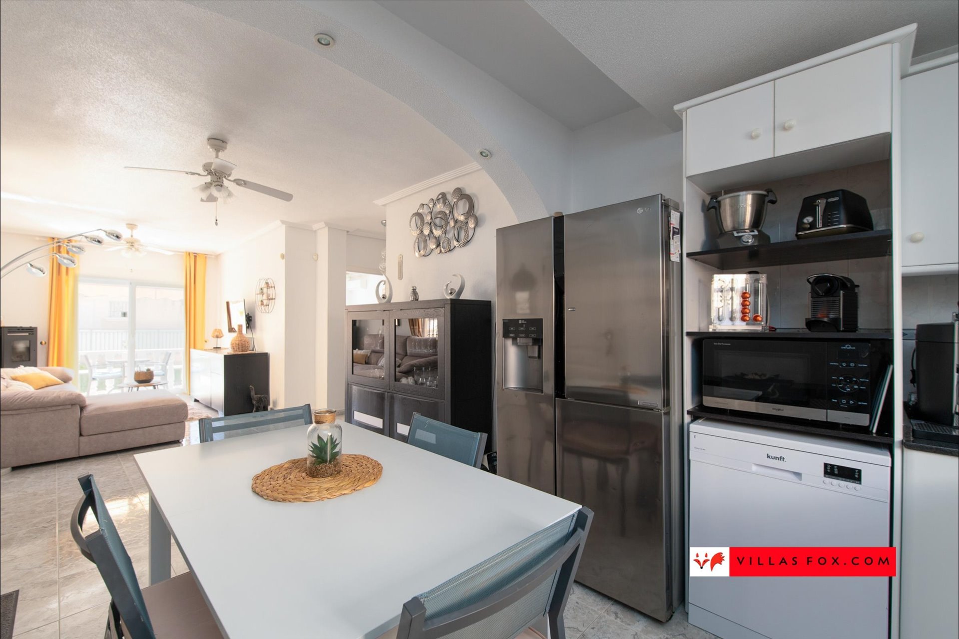 09-1274_orihuela_costa_villa_with_pool_for_sale-07