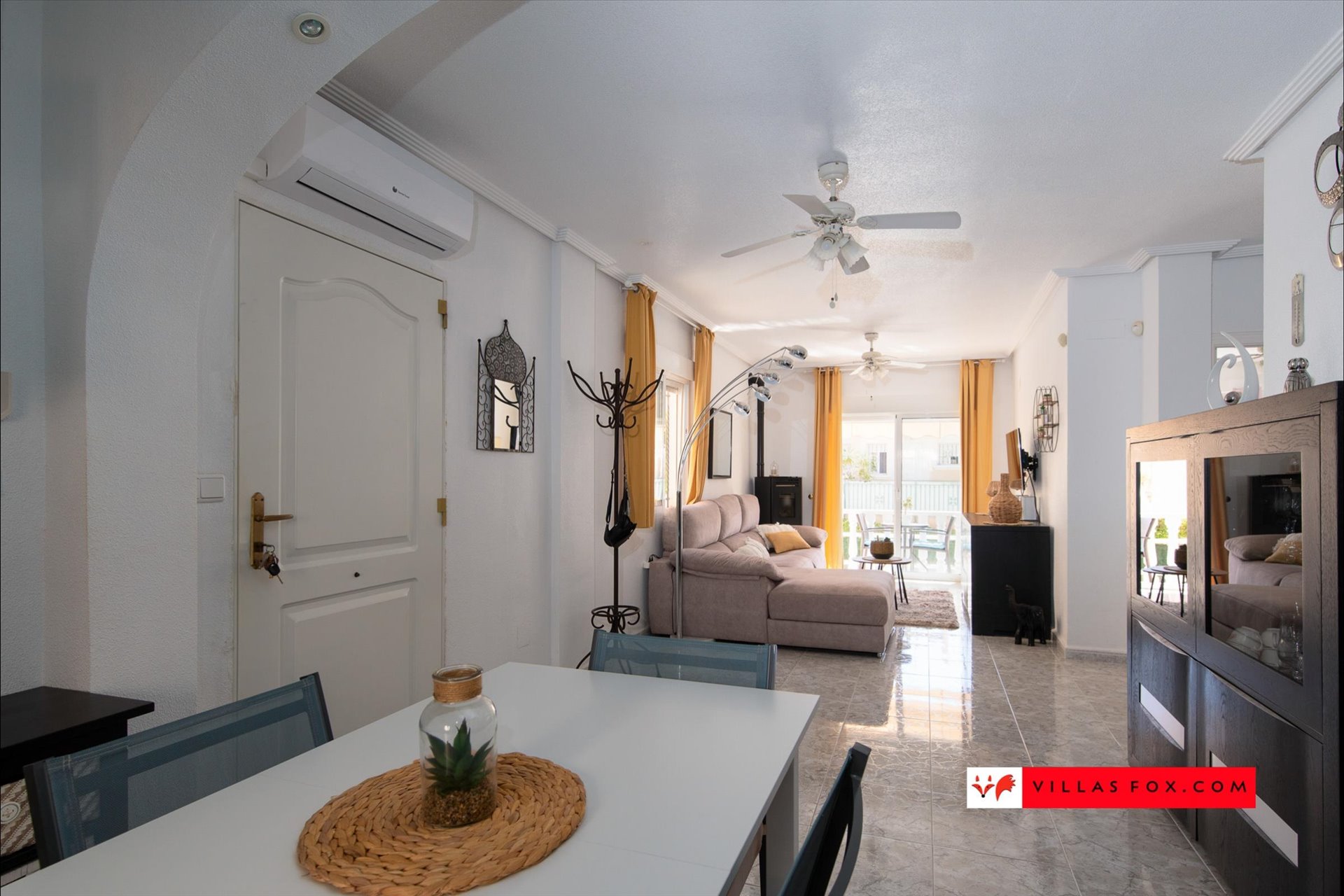 10-1274_orihuela_costa_villa_with_pool_for_sale-08