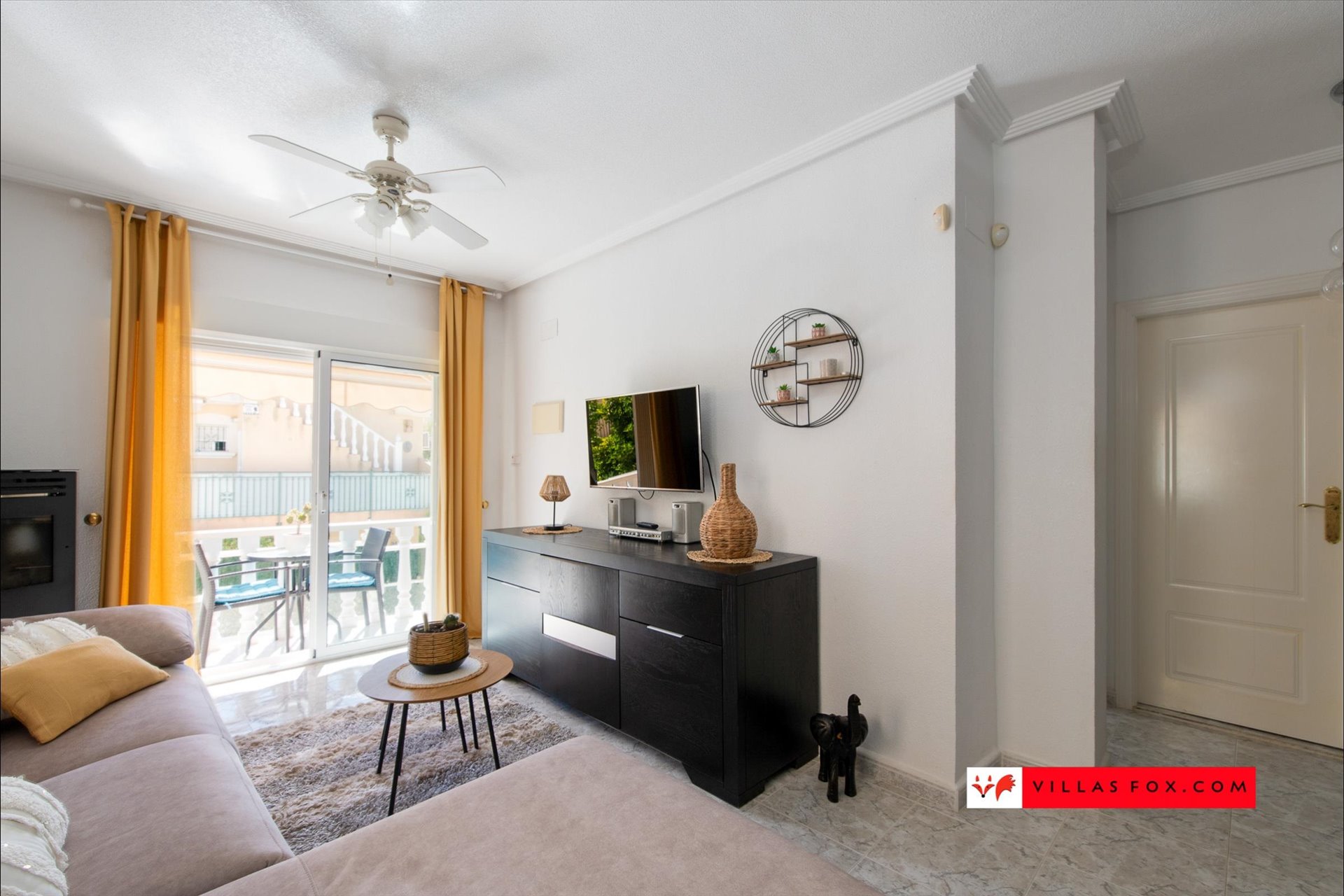 11-1274_orihuela_costa_villa_with_pool_for_sale-09