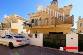 02-1274_orihuela_costa_villa_with_pool_for_sale-48