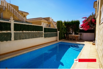 18-1274_orihuela_costa_villa_with_pool_for_sale-17