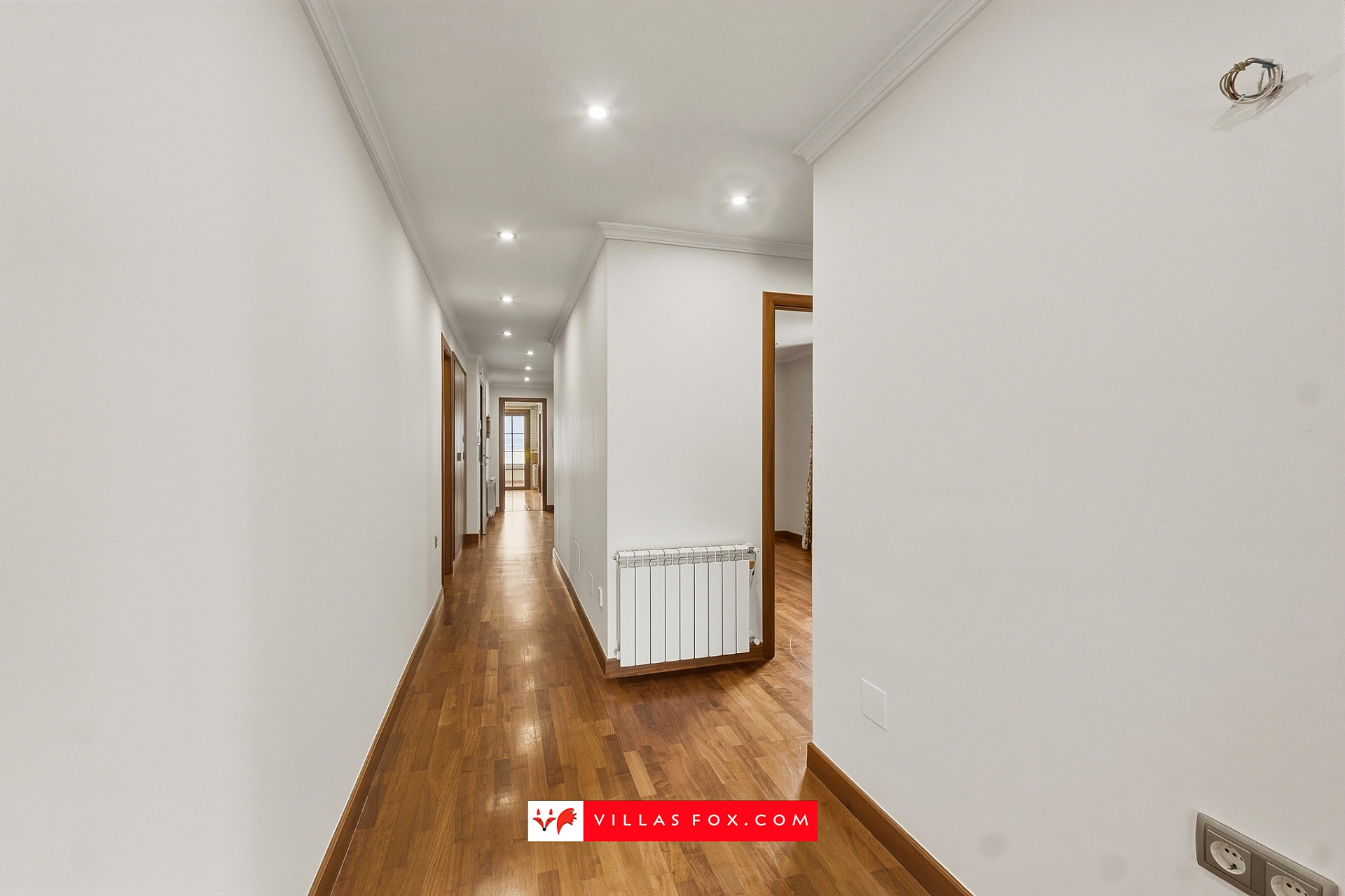 San Miguel de Salinas luxury top-floor apartment with solarium and garage spaces-33