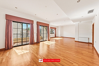 San Miguel de Salinas luxury top-floor apartment with solarium and garage spaces-26