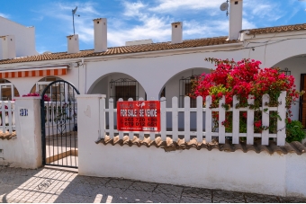 1304, 2-bedroom house with solarium and garden, Villacosta, Orihuela Costa