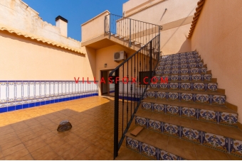 12_Casa adosada en el centro de San Miguel de Salinas, por Villas Fox, las mejores agencias inmobiliarias, 611032948c569