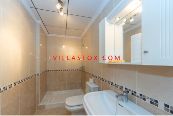 21_San_Miguel_de_Salinas_Casa adosada en el centro de la ciudad por_Villas_Fox_best_estate_agents_611032970ee56