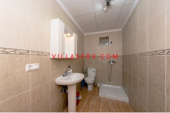 3_Casa adosada en el centro de San Miguel de Salinas por Villas Fox, la mejor agencia inmobiliaria, 611032660ac4e