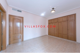 43_San_Miguel_de_Salinas_Casa adosada en el centro de la ciudad por_Villas_Fox_best_estate_agents_6110329b7c34e