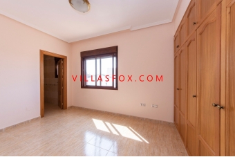 45_Casa adosada en el centro de San Miguel de Salinas, por Villas Fox, las mejores inmobiliarias, 6110329b87bc3