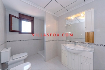 46_San_Miguel_de_Salinas_Casa adosada en el centro de la ciudad por_Villas_Fox_best_estate_agents_6110329bce210