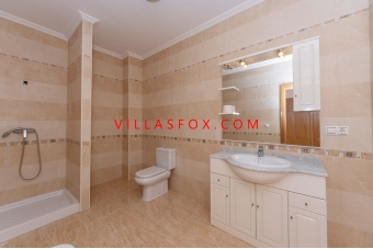 47_San_Miguel_de_Salinas_Casa adosada en el centro de la ciudad por_Villas_Fox_best_estate_agents_6110329c1e3bc