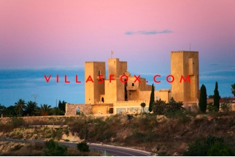 65_San_Miguel_de_Salinas_Casa adosada en el centro de la ciudad por_Villas_Fox_best_estate_agents_6110329fcb495