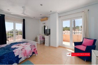 05-Villas Maria Las Comunicaciones San Miguel de Salinas vila de lux de vanzare-16