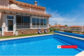 60-Villas Maria Las Comunicaciones San Miguel de Salinas vila de lux de vanzare-59