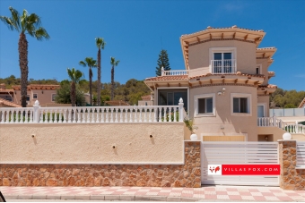 71-Villas Maria Las Comunicaciones San Miguel de Salinas vila de lux de vanzare-71