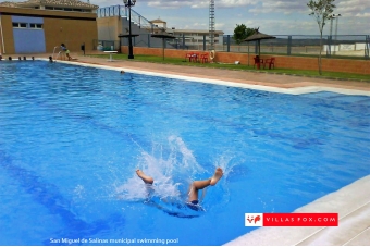 44-San Miguel de Salinas municipal swimming pool