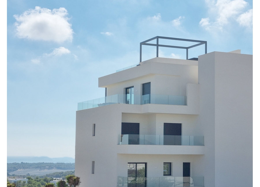 Key-ready Penthouse 3 bedrooms 2 bathrooms Golf and sea views