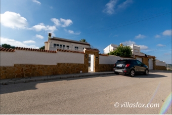 Ciudad de las Comunicaciones Villa zum Verkauf San Miguel de Salinas-35
