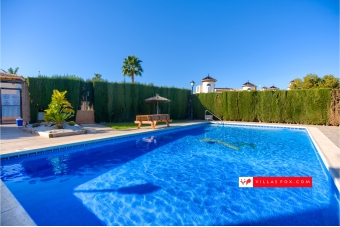 Lomas de Cabo Roig top-floor apartment for sale-25