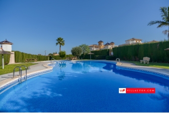 Lomas de Cabo Roig top-floor apartment for sale-29