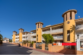 Lomas de Cabo Roig top-floor apartment for sale-33