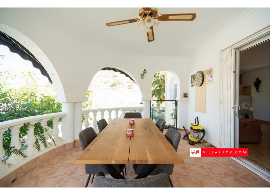 San Miguel de Salinas Las Comunicaciones 5-bedroom luxury villa for sale-07