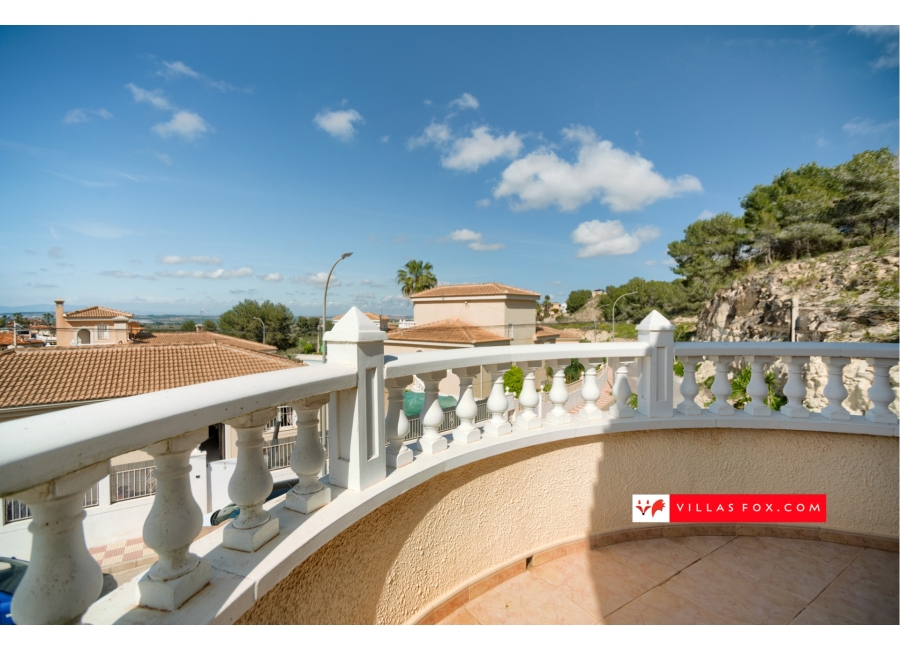 San Miguel de Salinas Las Comunicaciones 5-bedroom luxury villa for sale-21