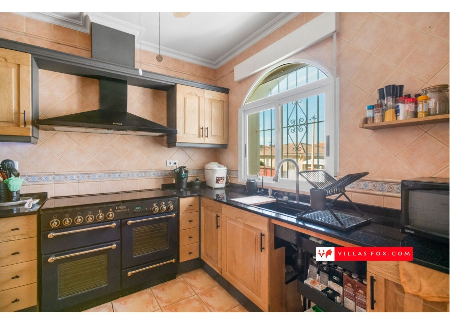 San Miguel de Salinas Las Comunicaciones 5-bedroom luxury villa for sale-27