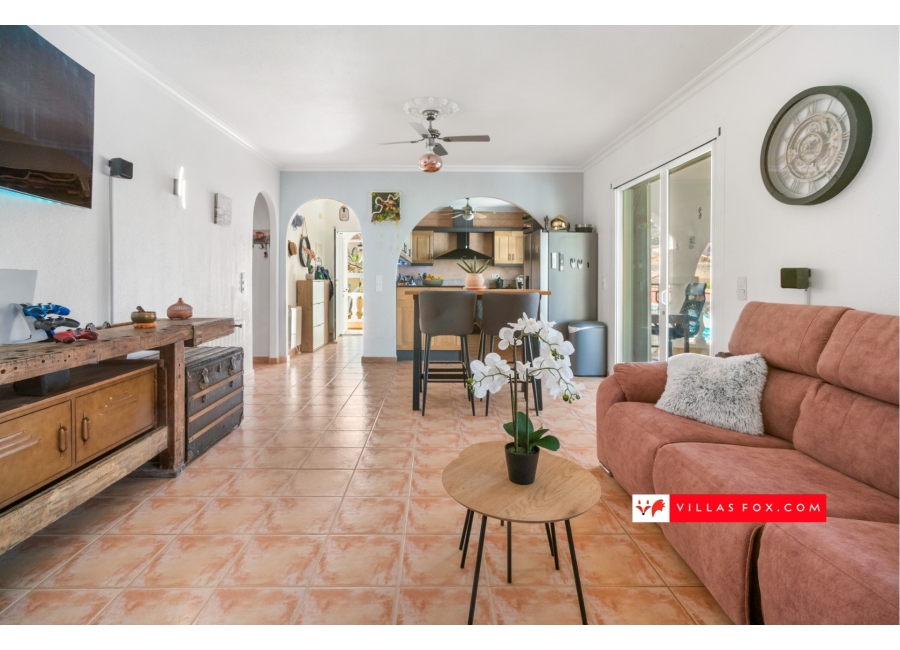 San Miguel de Salinas Las Comunicaciones 5-bedroom luxury villa for sale-32