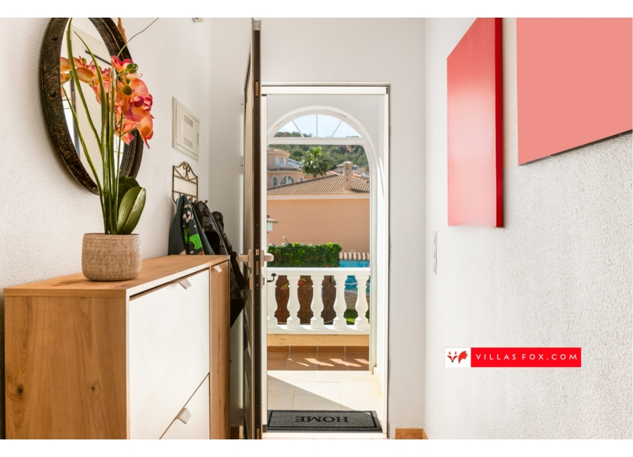 San Miguel de Salinas Las Comunicaciones 5-bedroom luxury villa for sale-34