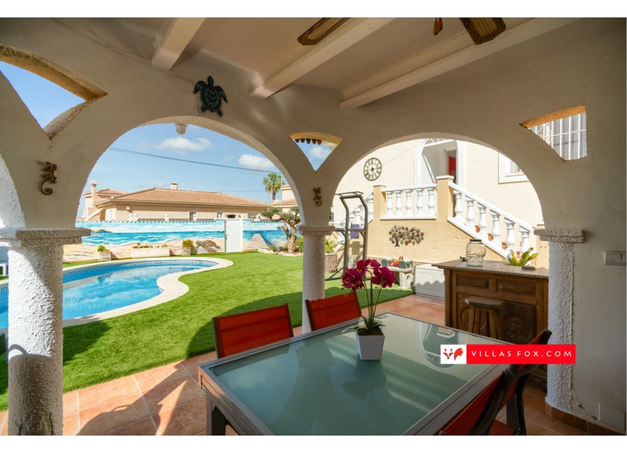 San Miguel de Salinas Las Comunicaciones 5-bedroom luxury villa for sale-44