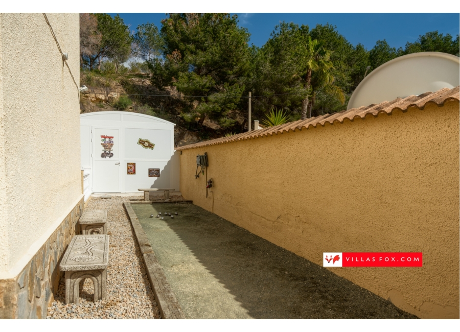 San Miguel de Salinas Las Comunicaciones 5-bedroom luxury villa for sale-45