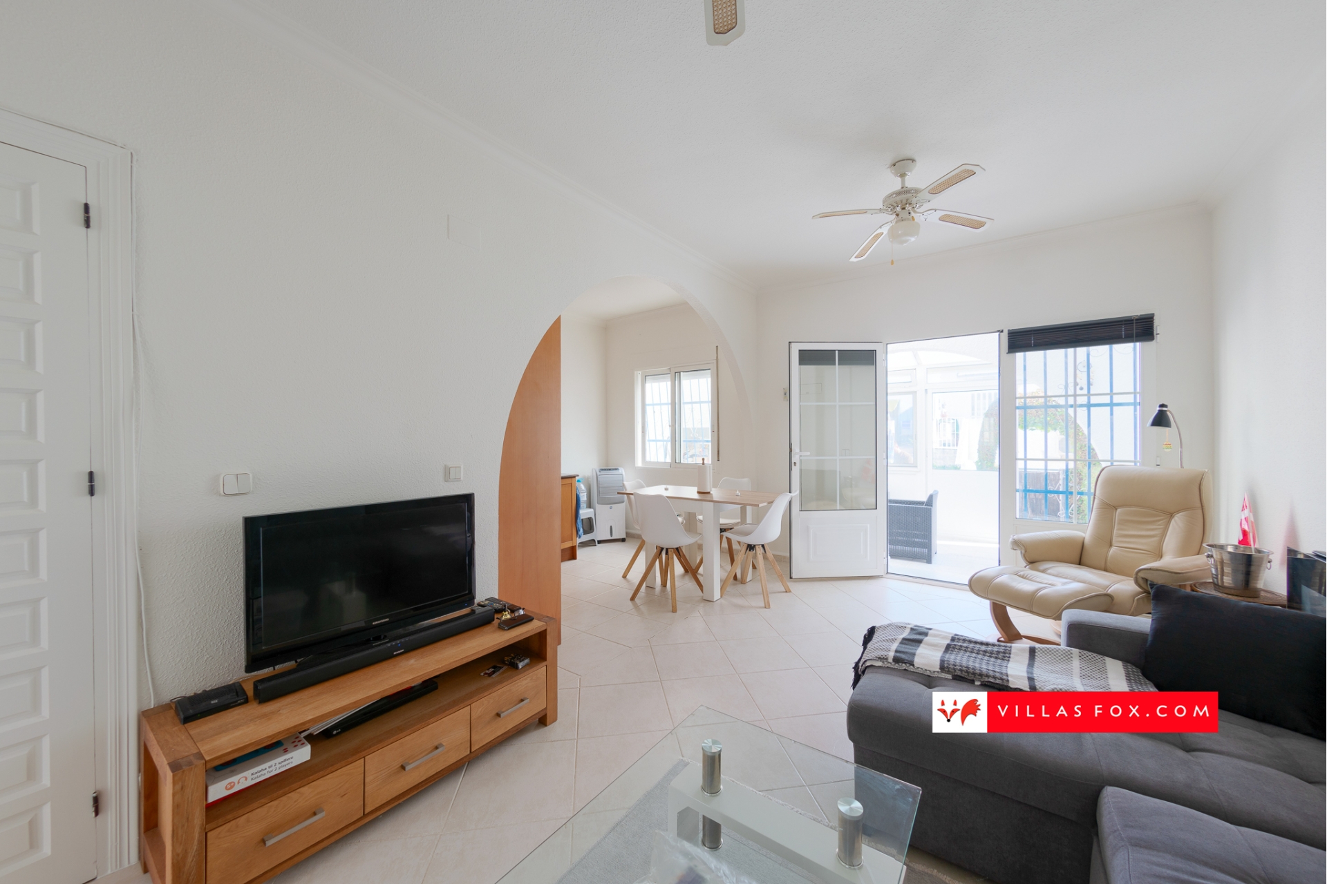 Blue Lagoon San Miguel de Salinas house for sale-05