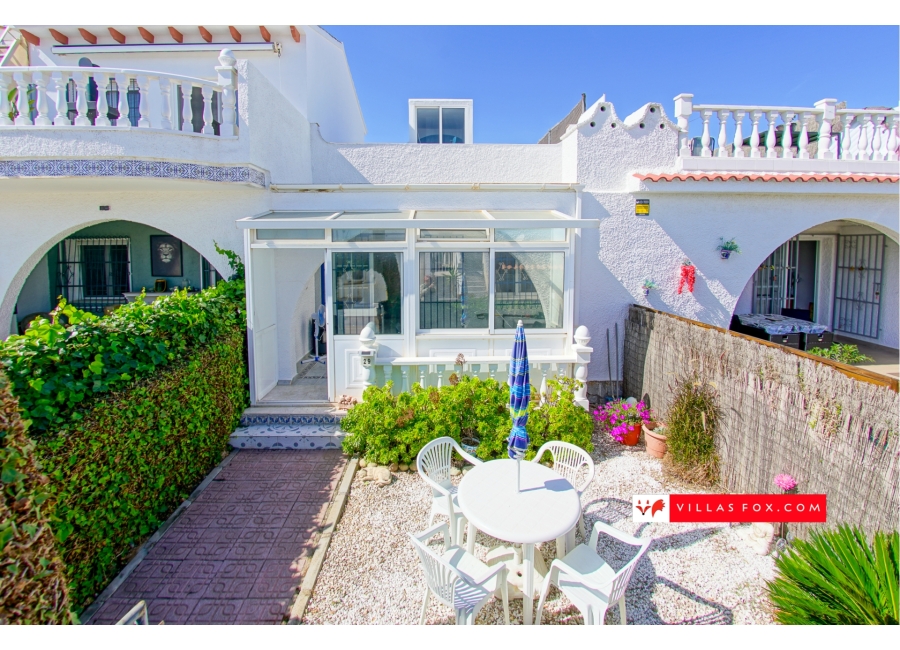 2-bedroom townhouse with gardens and solarium, Blue Lagoon, San Miguel de Salinas