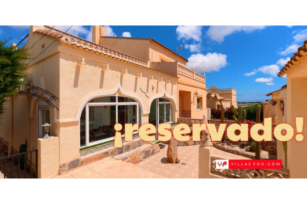 RESERVED!  2-bedroom semi-detached villa with gardens, private solarium, conservatory, Balcón de la Costa Blanca, San Miguel de Salinas