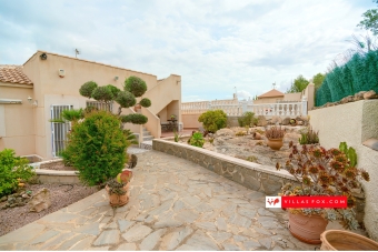 Las Comunicaciones San Miguel de Salinas detached villa for sale-06