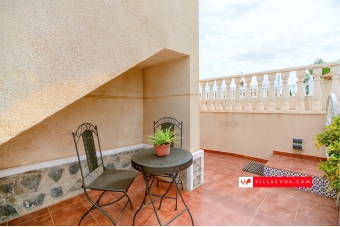 Las Comunicaciones San Miguel de Salinas detached villa for sale-20
