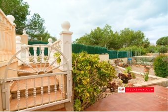 Las Comunicaciones San Miguel de Salinas detached villa for sale-09