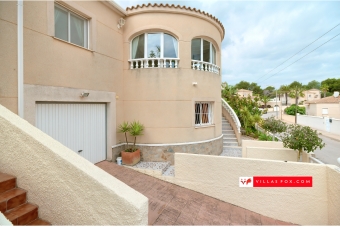 Las Comunicaciones San Miguel de Salinas detached villa for sale-21