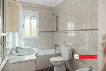 Las Comunicaciones San Miguel de Salinas detached villa for sale-16